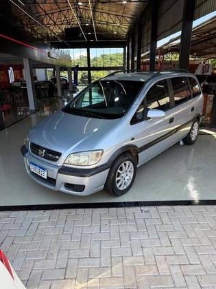 CHEVROLET ZAFIRA 2.0 MPFI COMFORT 8V FLEX 4P MANUAL